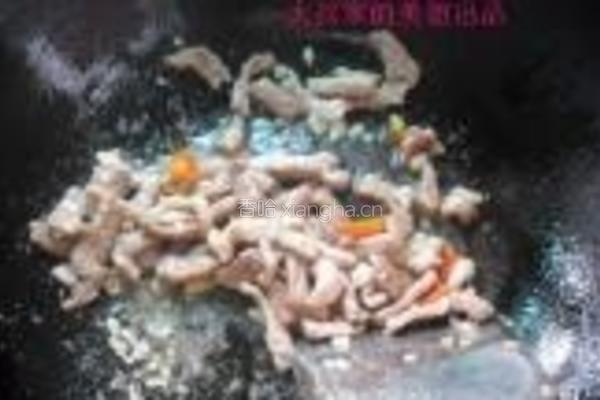 山寨鱼香肉丝的做法图解2