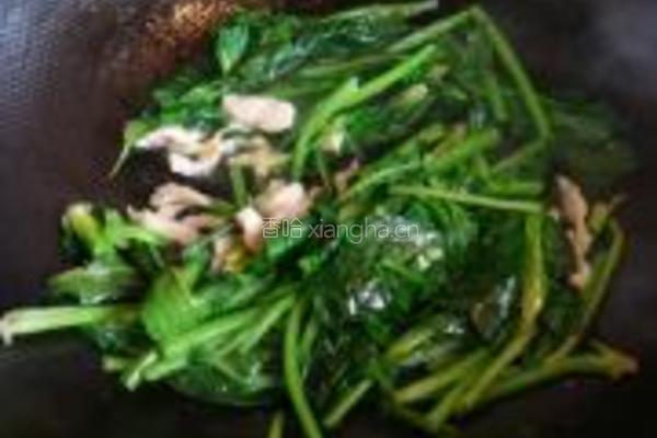 菠菜炒年糕的做法图解6