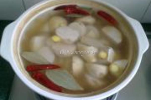 泥鳅芋子煲的做法图解2