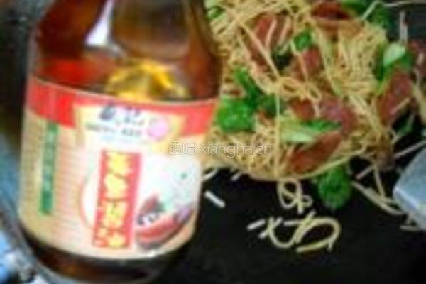 腊肠青菜炒面的做法图解7