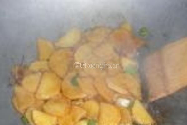 芹菜炒土豆片的做法图解4