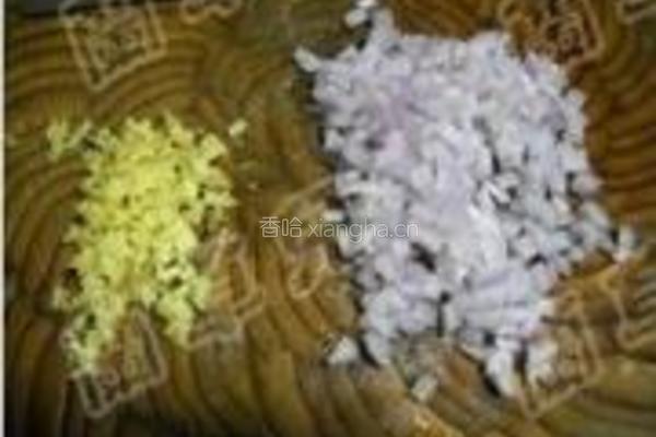 微波孜然葱香烤鸡的做法图解3