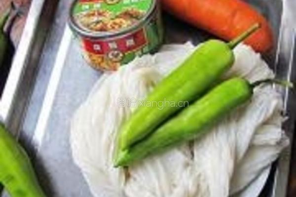 金枪鱼杂蔬卷的做法图解1