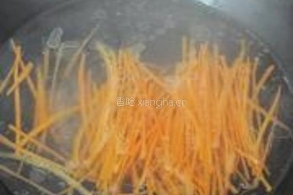 金枪鱼杂蔬卷的做法图解6