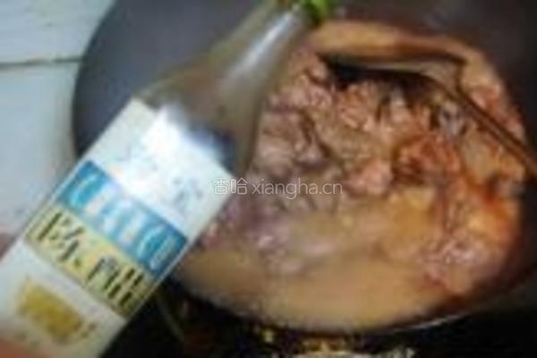 牛腩口蘑炖土豆粉的做法图解4