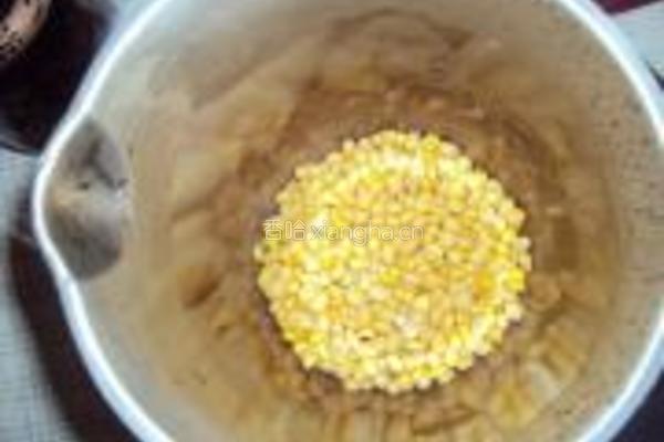 玉米豆浆的做法图解3