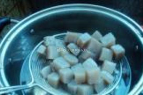 魔芋鸡腿肉的做法图解2