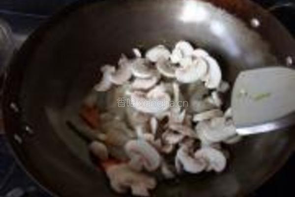 口蘑腐竹炒蹄筋的做法图解10