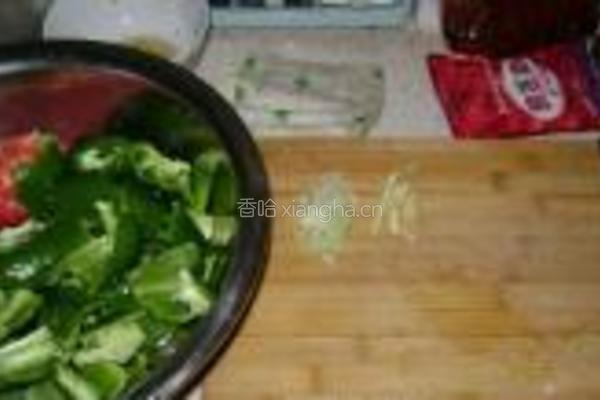 番茄香虎皮辣椒的做法图解2