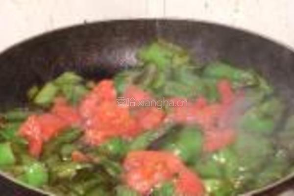 番茄香虎皮辣椒的做法图解4