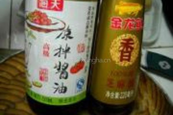 凉拌皮蛋豆腐的做法图解3