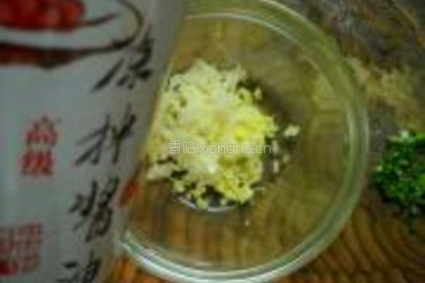 凉拌皮蛋豆腐的做法图解7