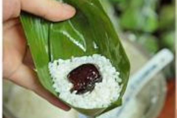甜蜜红枣粽的做法图解3