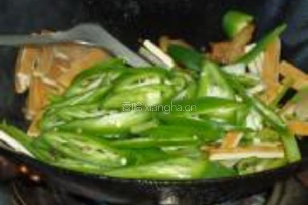 香芹香干炒五花肉的做法图解12