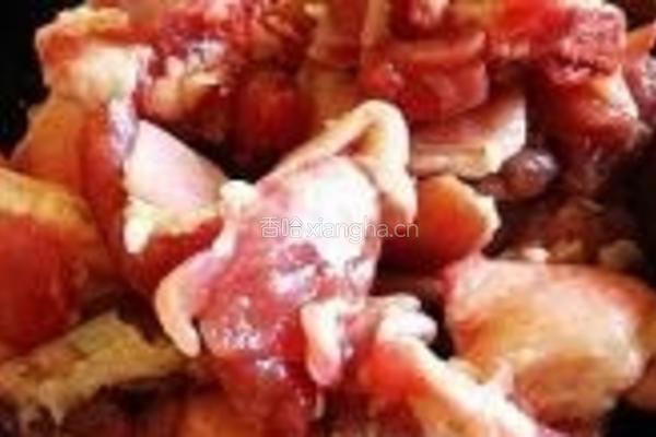土豆烧鸭块的做法图解1
