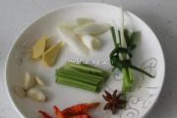 水煮活鱼的做法图解1