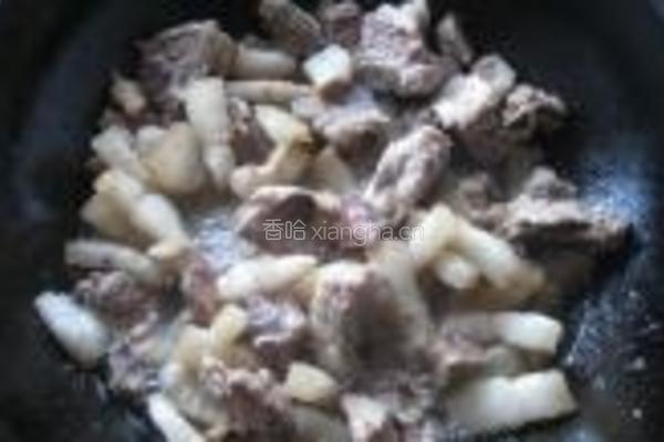 鱿鱼烧五花肉的做法图解5