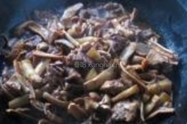 鱿鱼烧五花肉的做法图解8