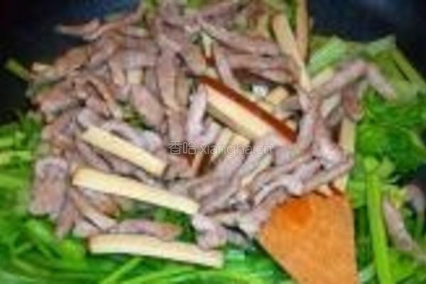芹菜香干肉丝的做法图解7