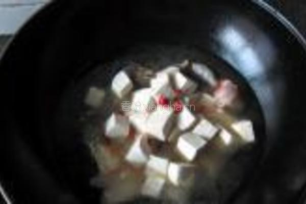 鲢鱼头炖豆腐的做法图解4