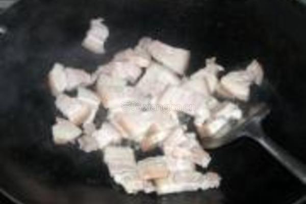 蒜苗红烧肉的做法图解4