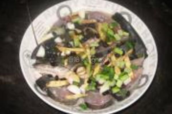 豆豉蒸鲶鱼的做法图解3