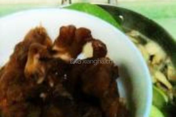 青菜菌菇牛筋汤面的做法图解8