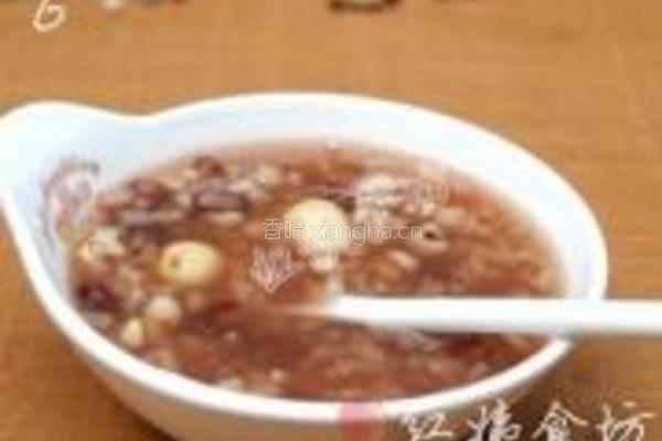 薏米红豆莲子粥的做法图解6