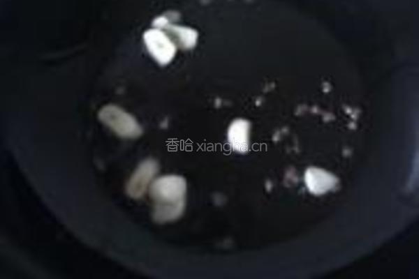 西红柿蛋花面的做法图解2