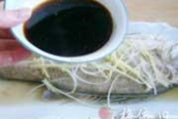 清蒸鲈鱼的做法图解5