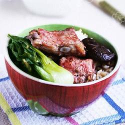 排骨煲仔饭的做法[图]