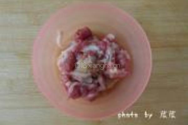 红烧肉丝鲈鱼的做法图解2