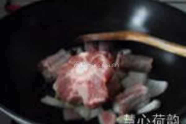 番茄藜麦酸黄瓜牛尾汤的做法图解6