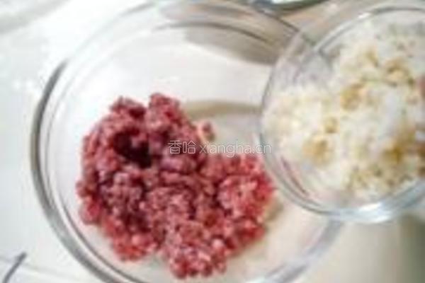 锅贴羊肉的做法图解1