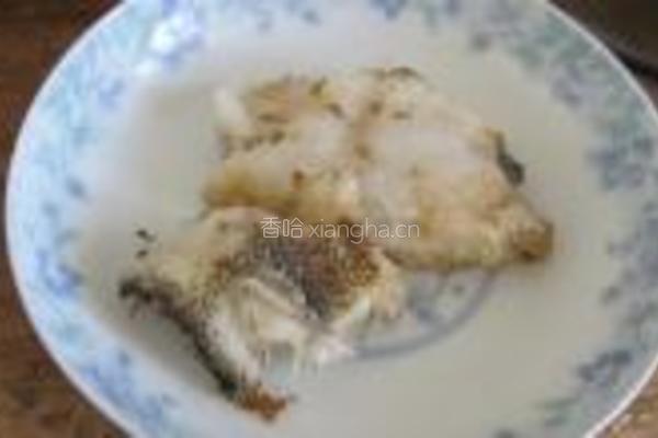 蒜香煎鳕鱼的做法图解4