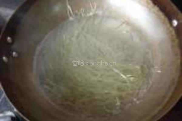 韭菜豆芽炒粉丝的做法图解3