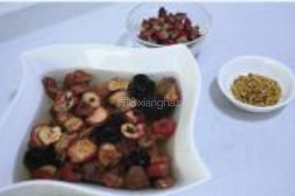 玫瑰酸梅汤的做法图解1