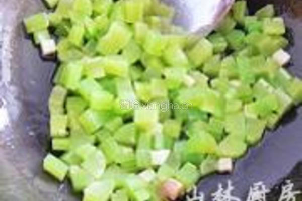 莴笋炒虾仁的做法图解3