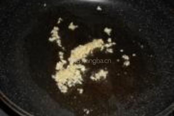 蒜茸炒佛手瓜的做法图解3