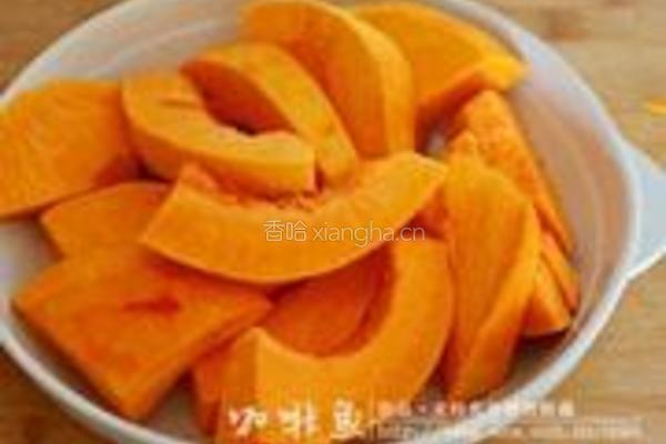 雪莲子南瓜羹的做法图解2