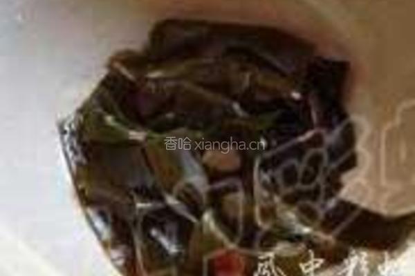 酥鲫鱼的做法图解2