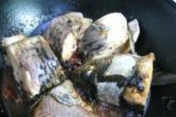 红烧草鱼段的做法图解7