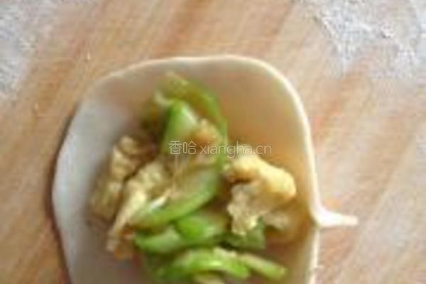 西葫芦鸡蛋水饺的做法图解13