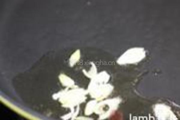 金枪鱼泡菜炒饭的做法图解3