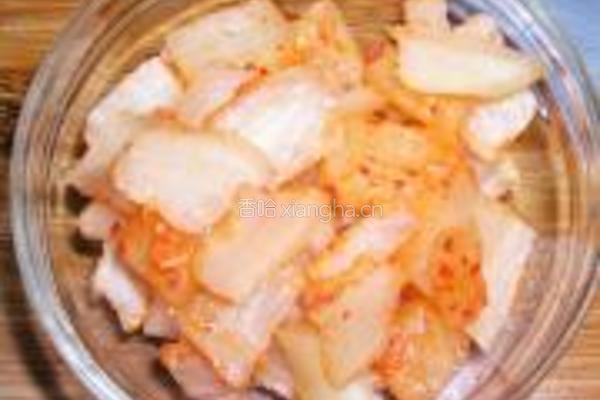 韩式泡菜金枪鱼炒饭的做法图解2