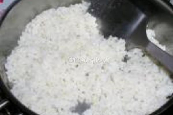 韩式泡菜金枪鱼炒饭的做法图解5
