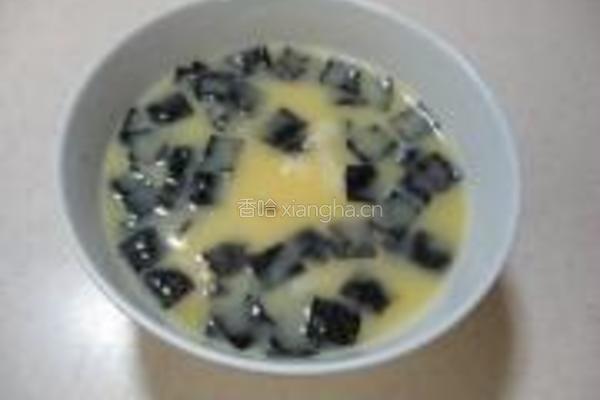 海苔火腿蒸蛋羹的做法图解2