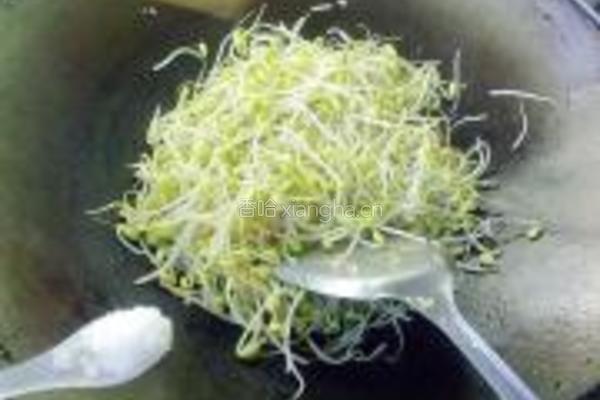 豆芽回锅肉的做法图解4