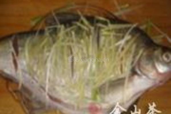 清蒸武昌鱼的做法图解3