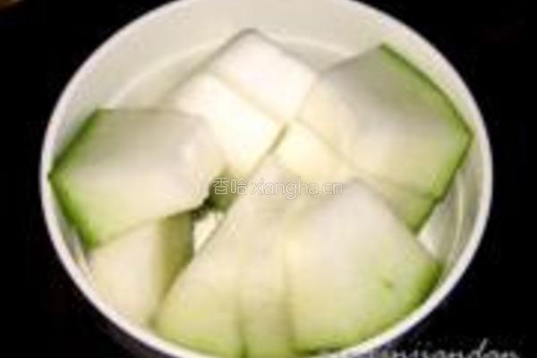 粉葛冬瓜眉豆汤的做法图解3